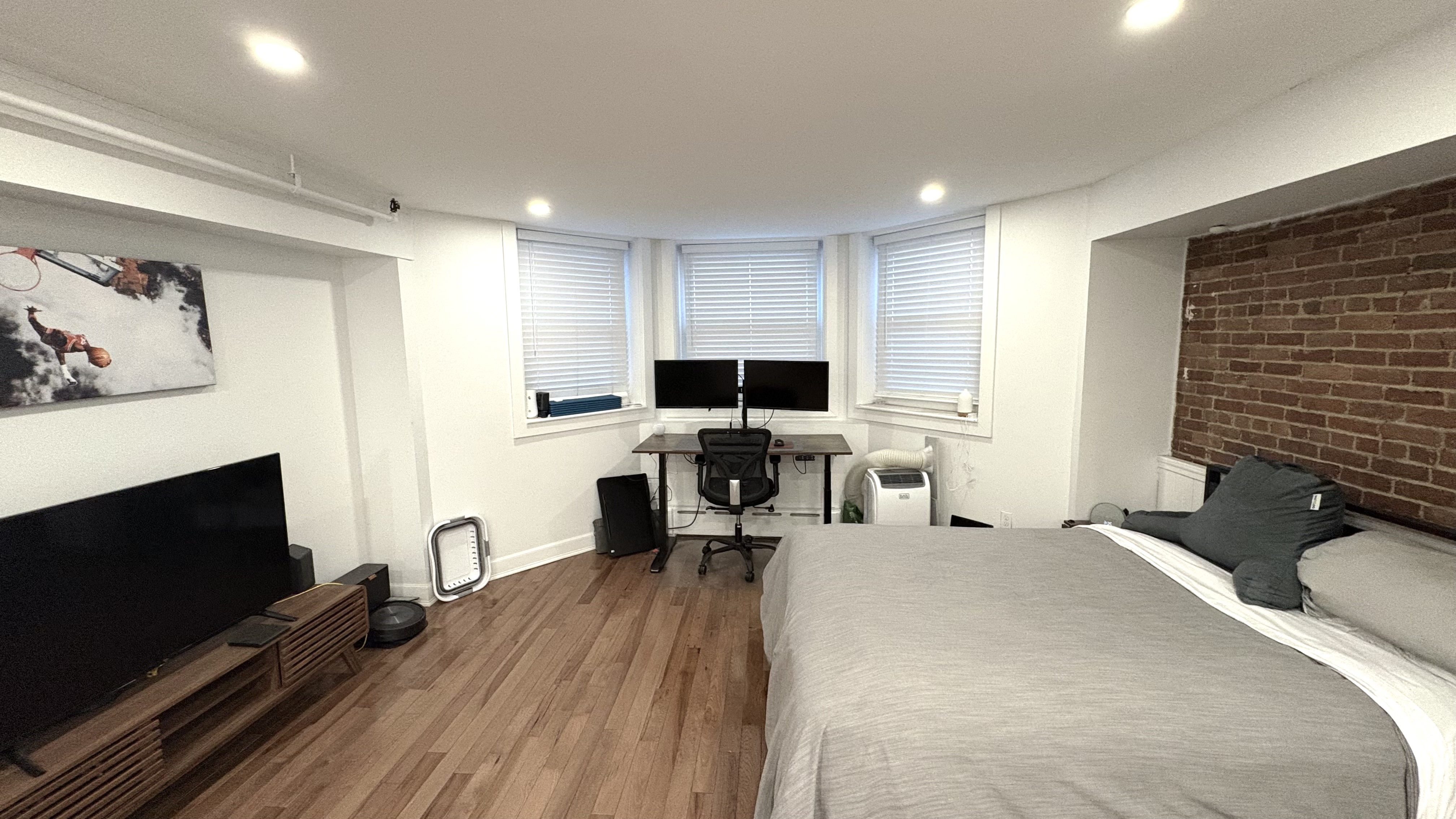 144 Commonwealth Ave, Back Bay