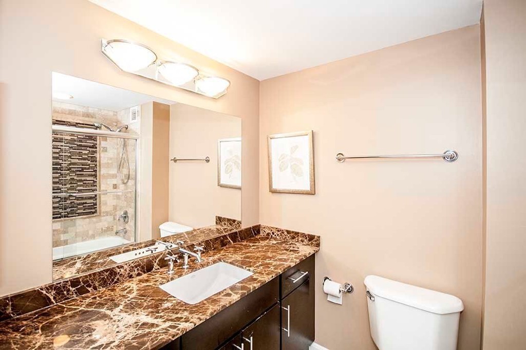 8 Museum Way, East Cambridge