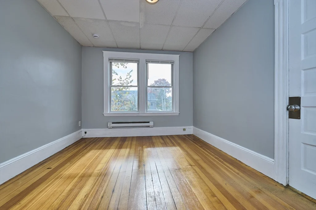 41 Salem St, Salem