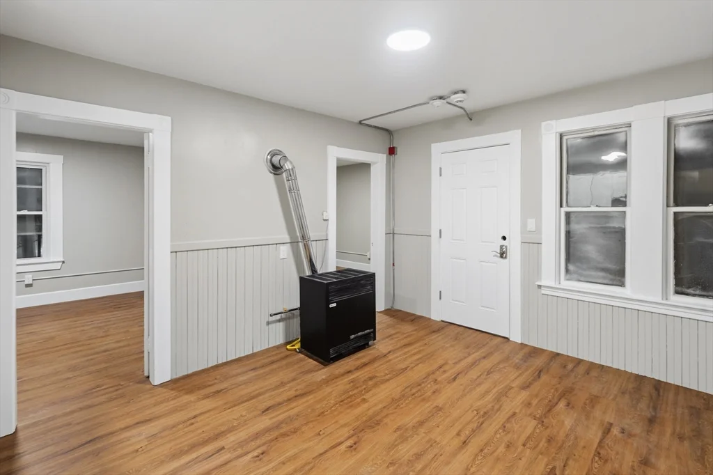 44 Pratt St, Fitchburg