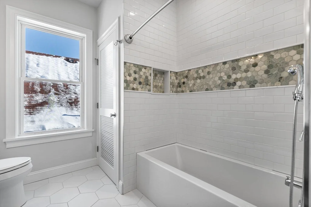 83 Centre St, Dorchester