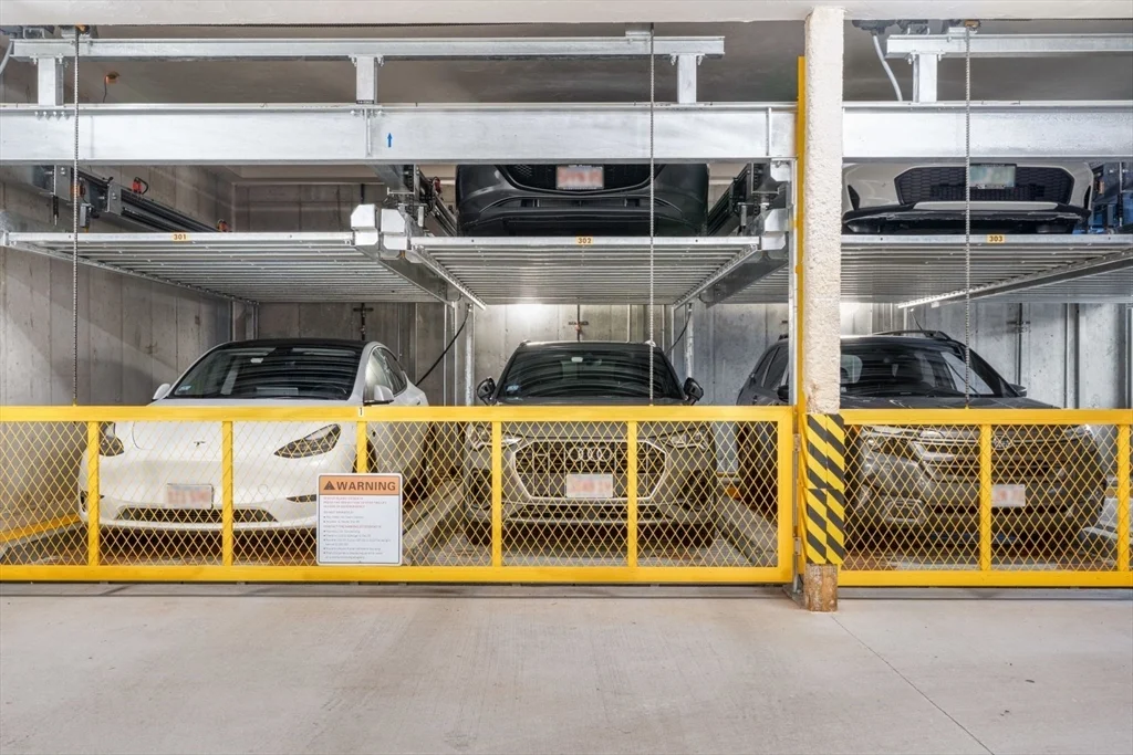 75 W Broadway, South Boston