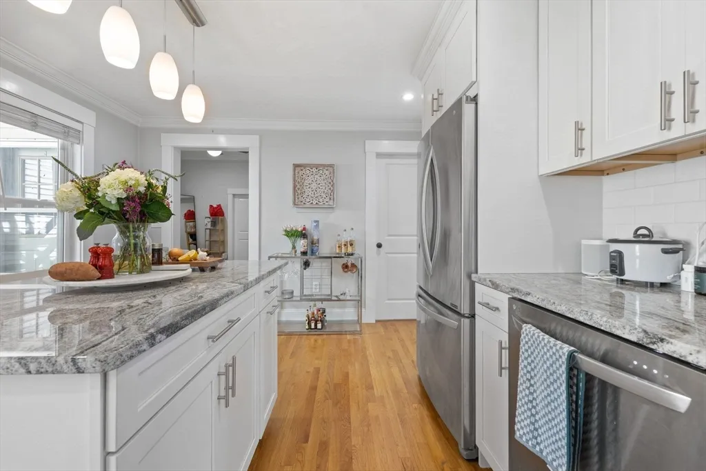 73 G St, South Boston