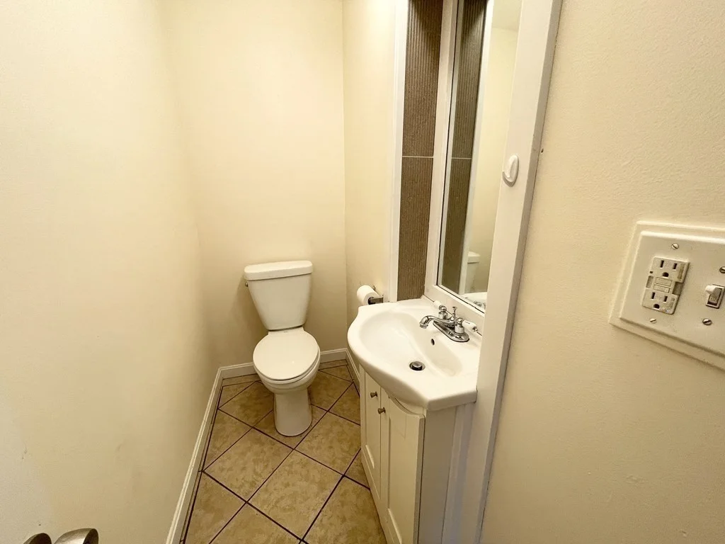 1 Folsom Ave, Mission Hill