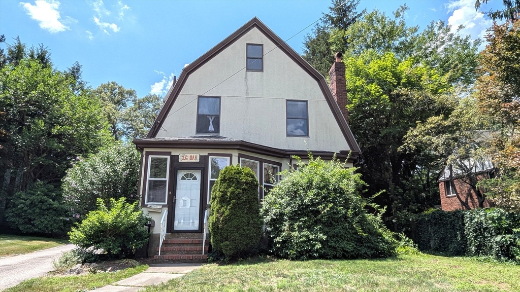 26 Oak St, Wellesley