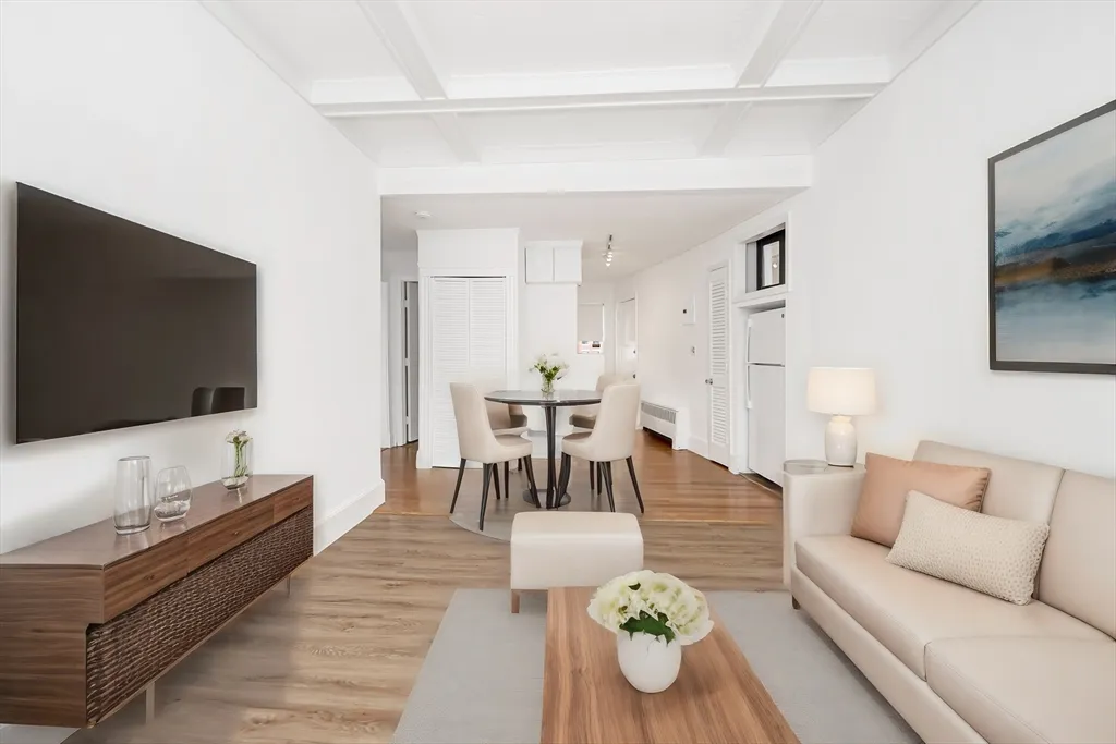 1730 Commonwealth Ave, Brighton