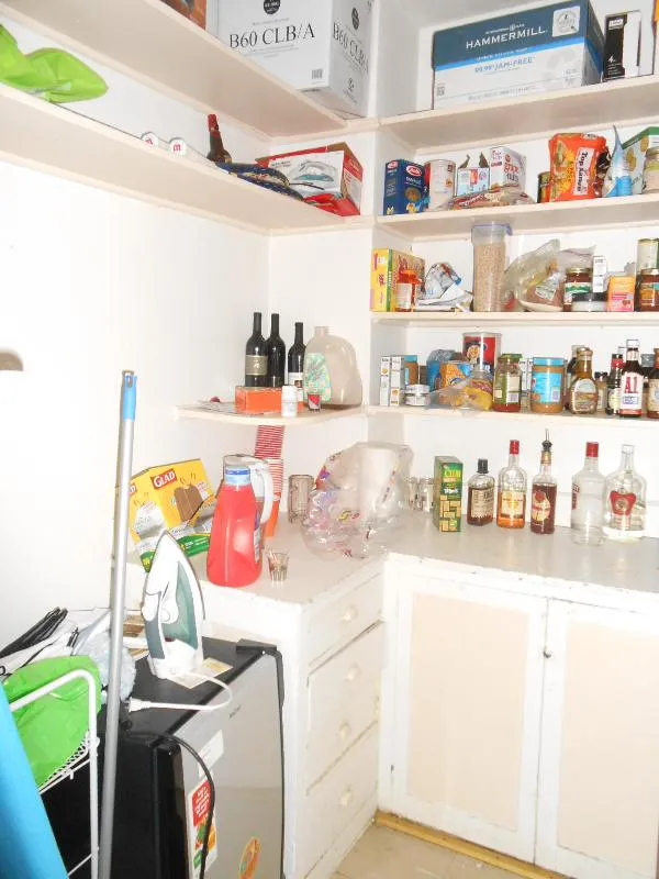 142 Davis Ave, Emerson Gardens