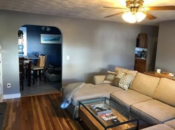 5 Chandler Rd, Malden