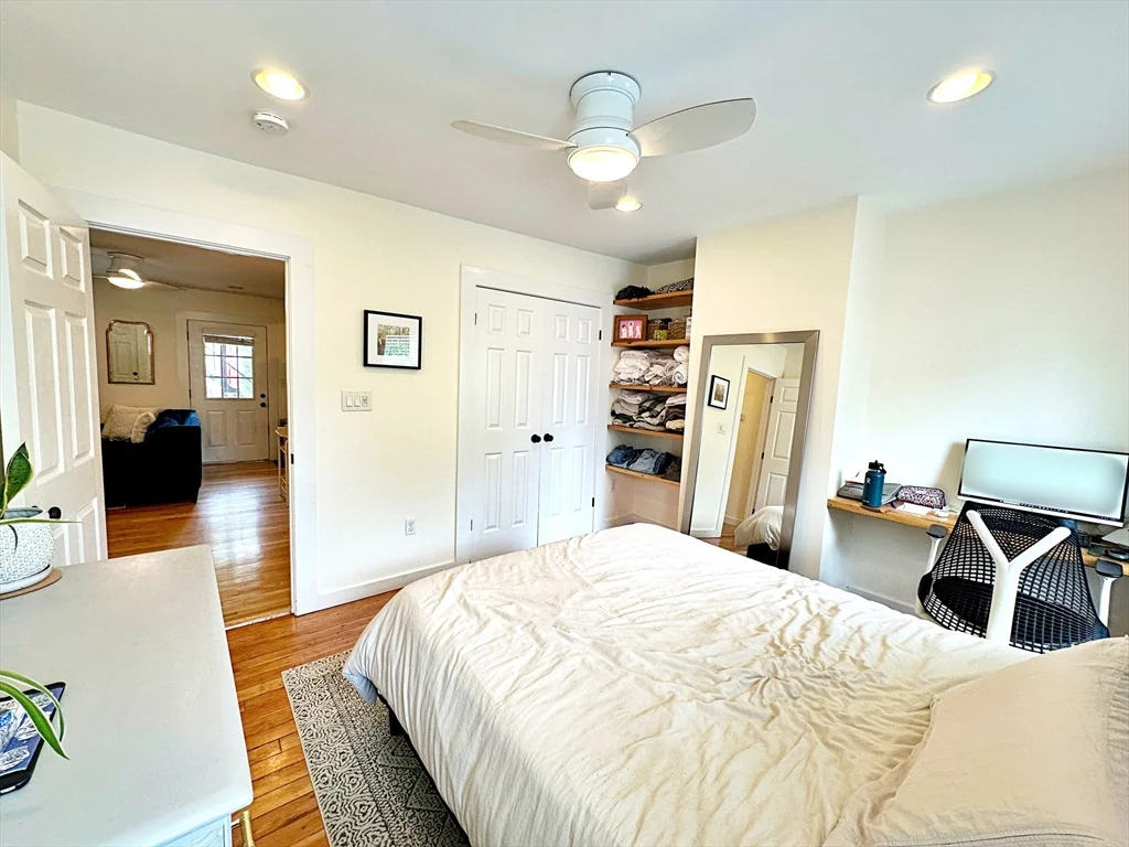 187 Everett St, East Boston