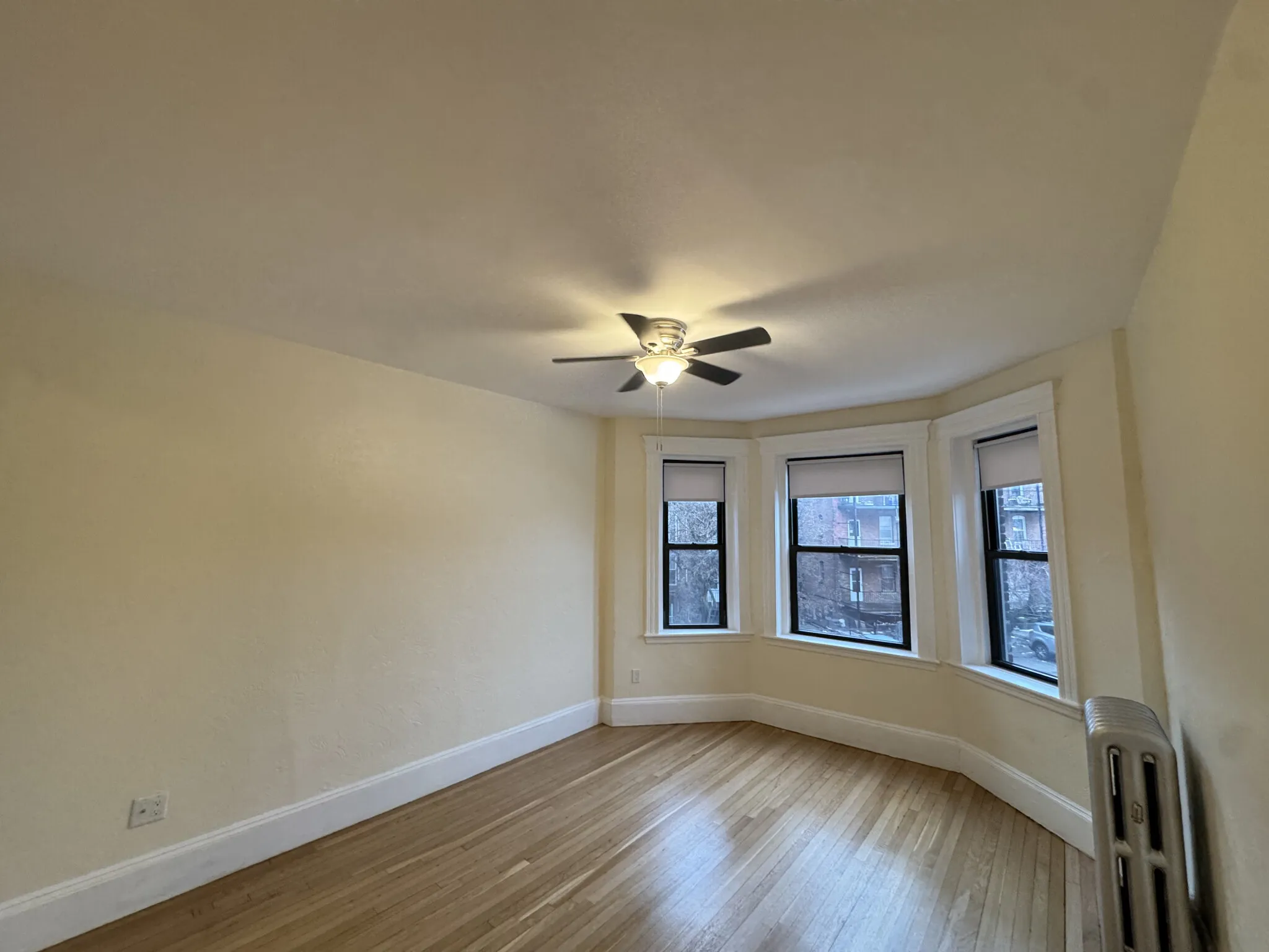 1127 Commonwealth Ave, Allston