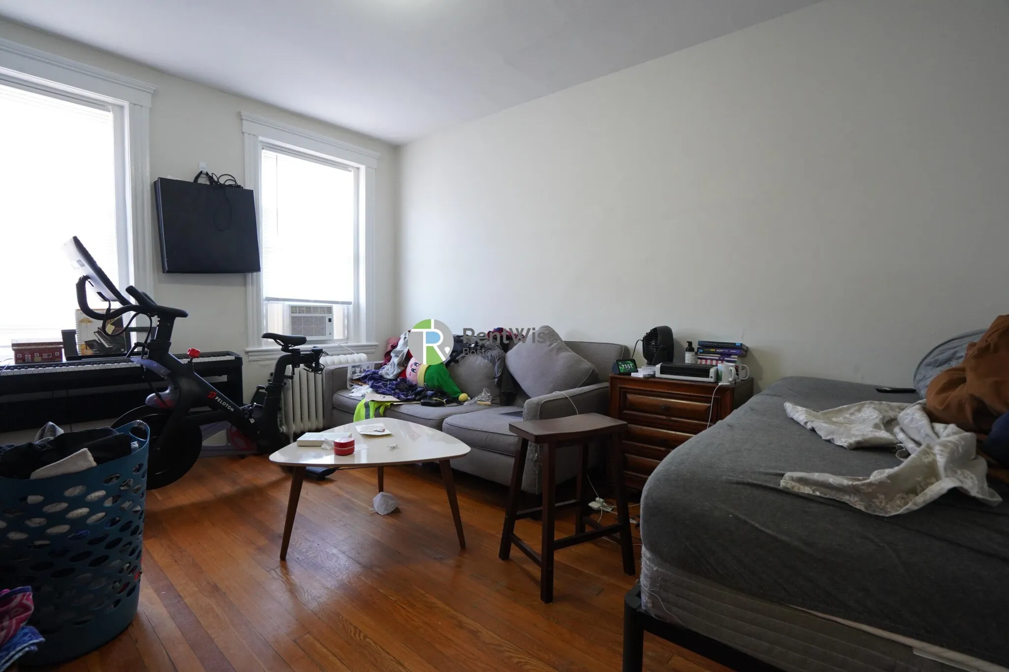 40 Quint Ave, Allston