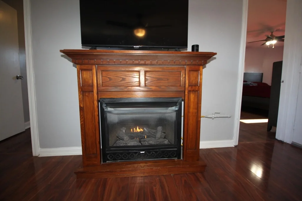 522 Slade T, Fall River