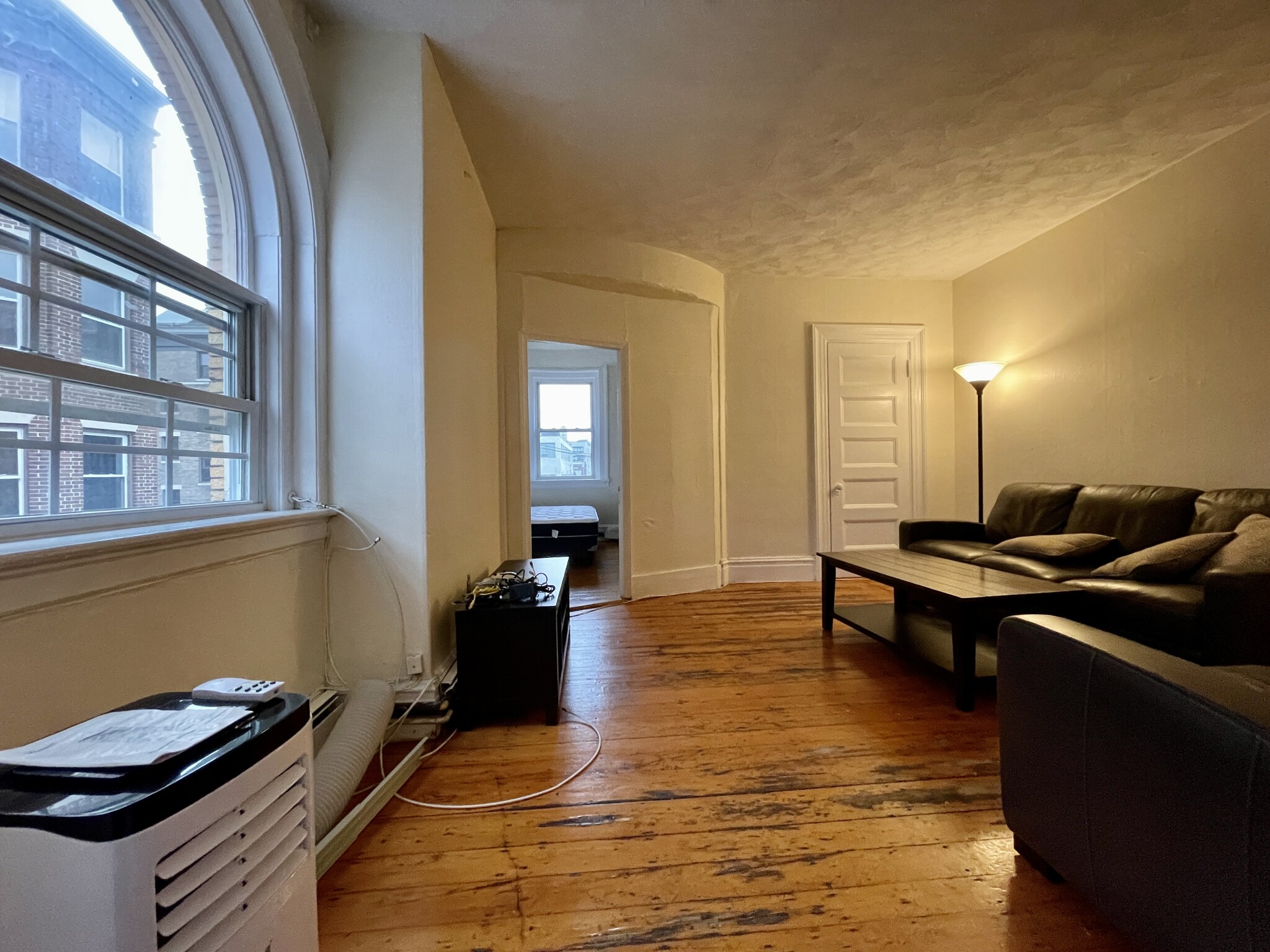 186 Naples Rd, Brookline