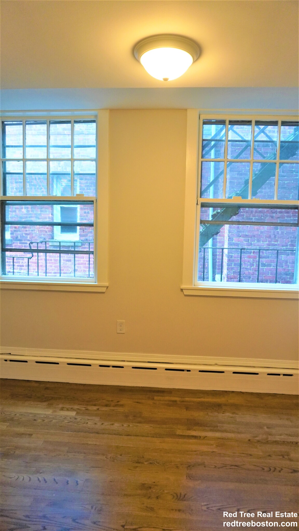 1712 Beacon St, Brookline