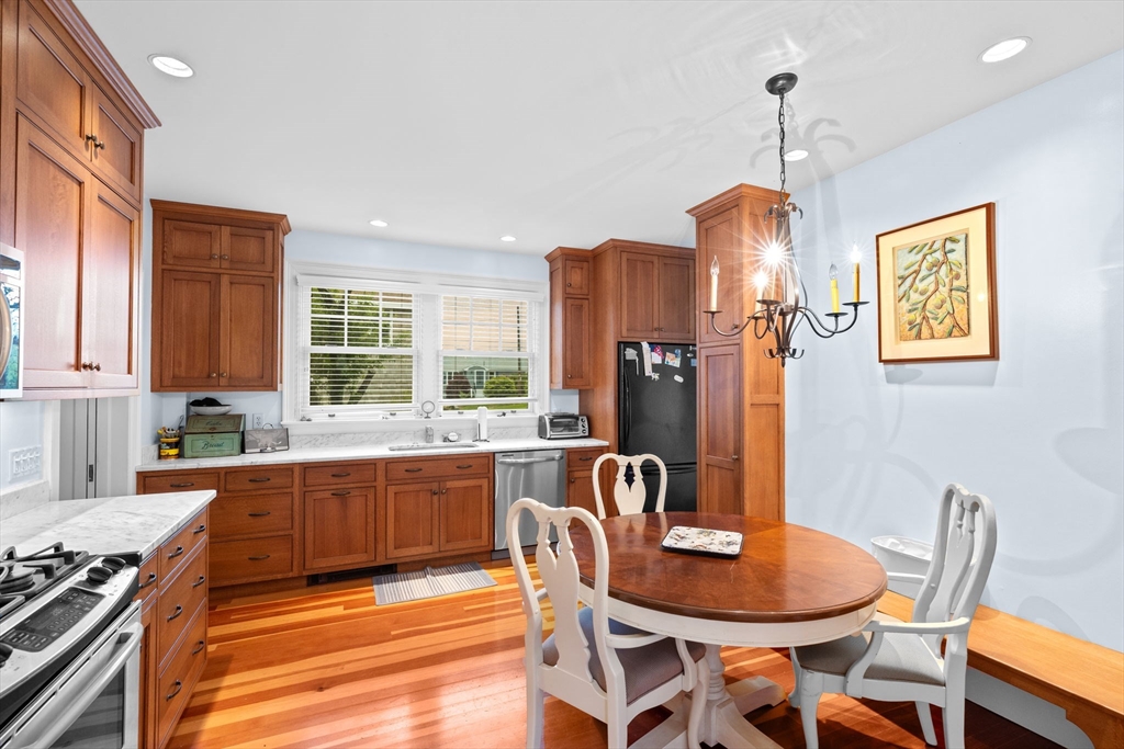 4 Glover Ave, Allerton