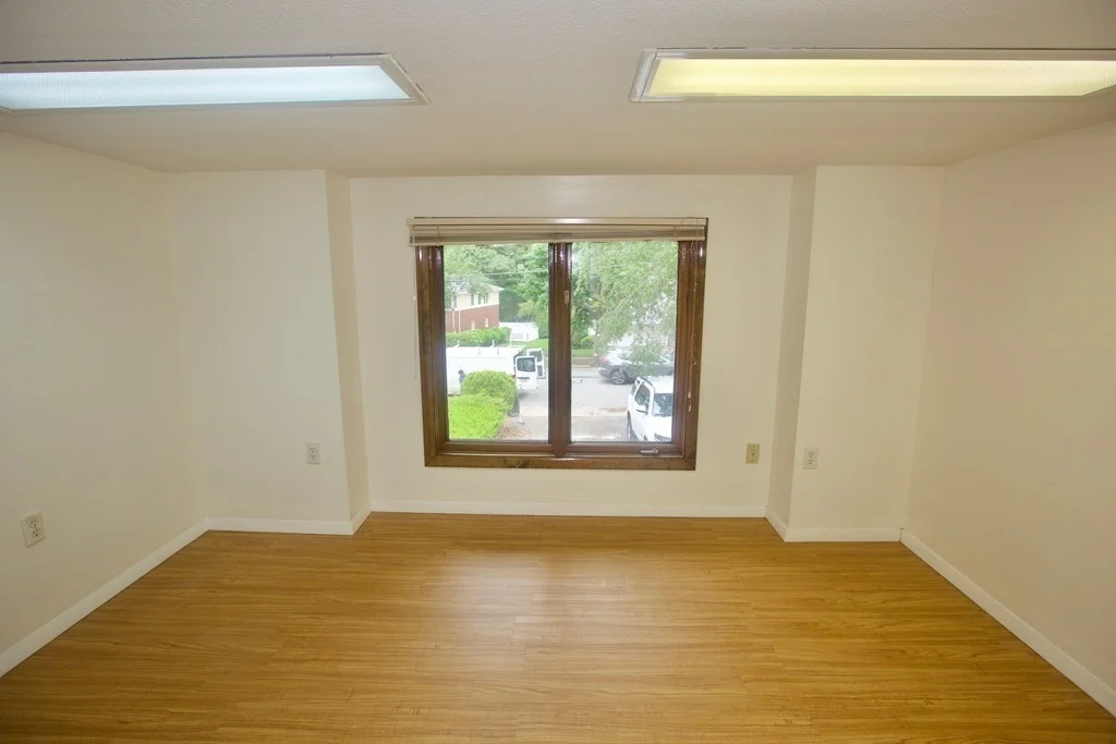54 Drumlin Rd, Newton