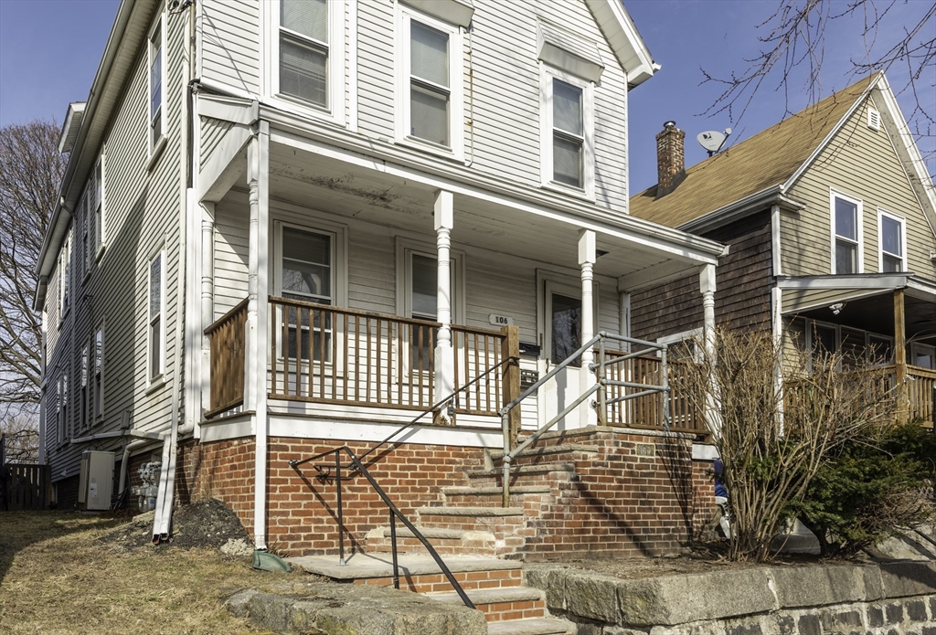 106 Byron St, East Boston