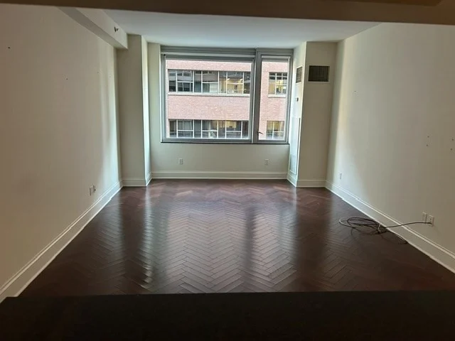 1 Charles Street South, Downtown