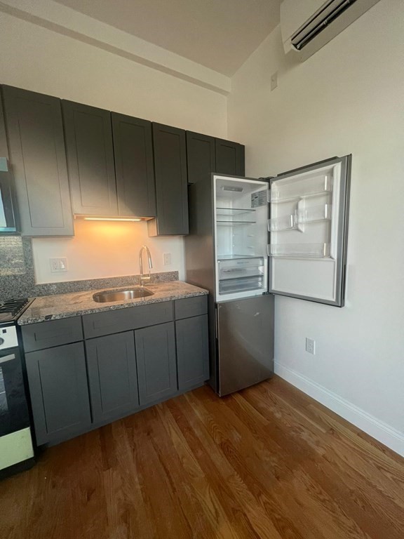 52 Washington Ave, Chelsea