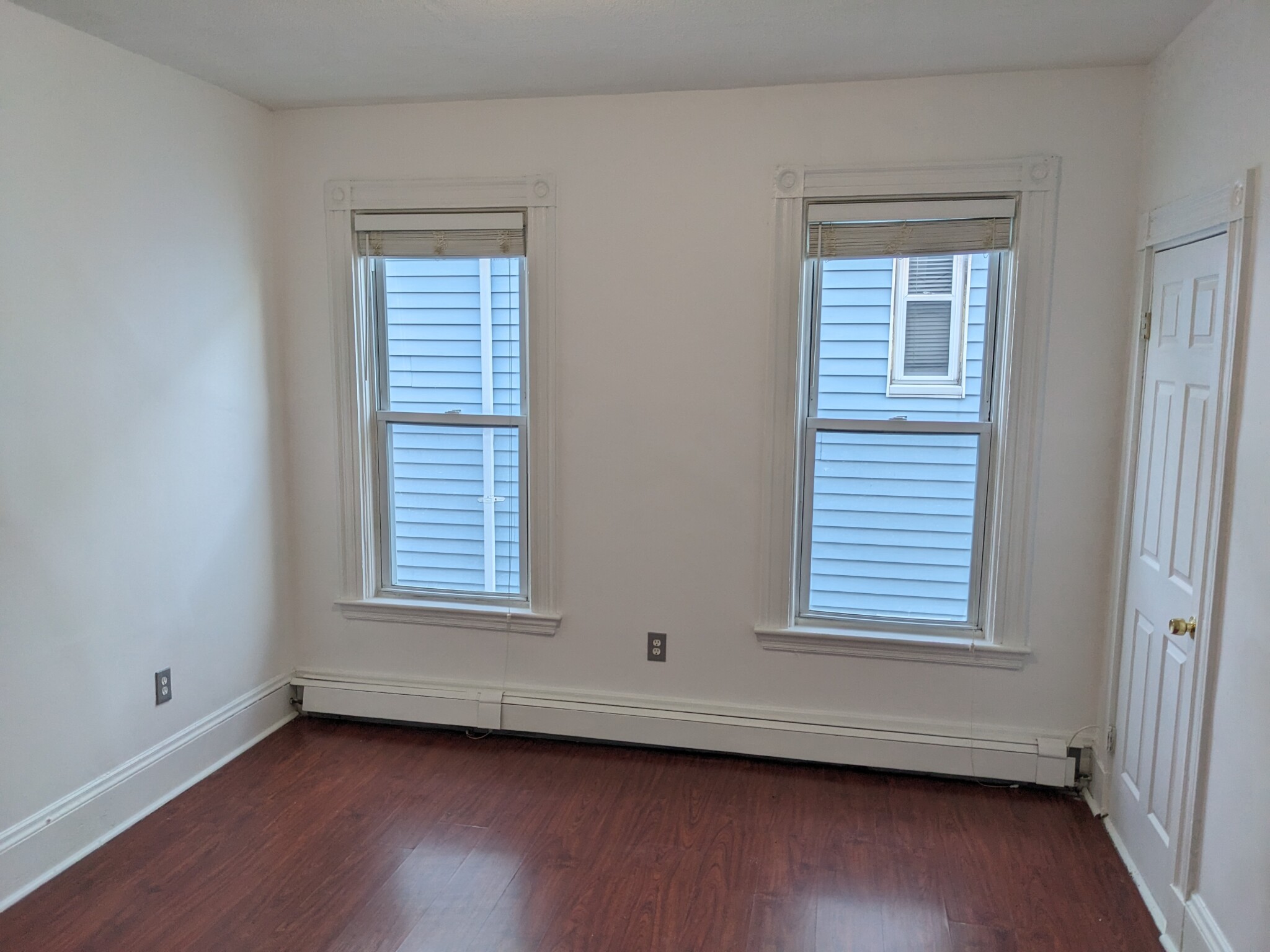 12 Kensington St, Roxbury