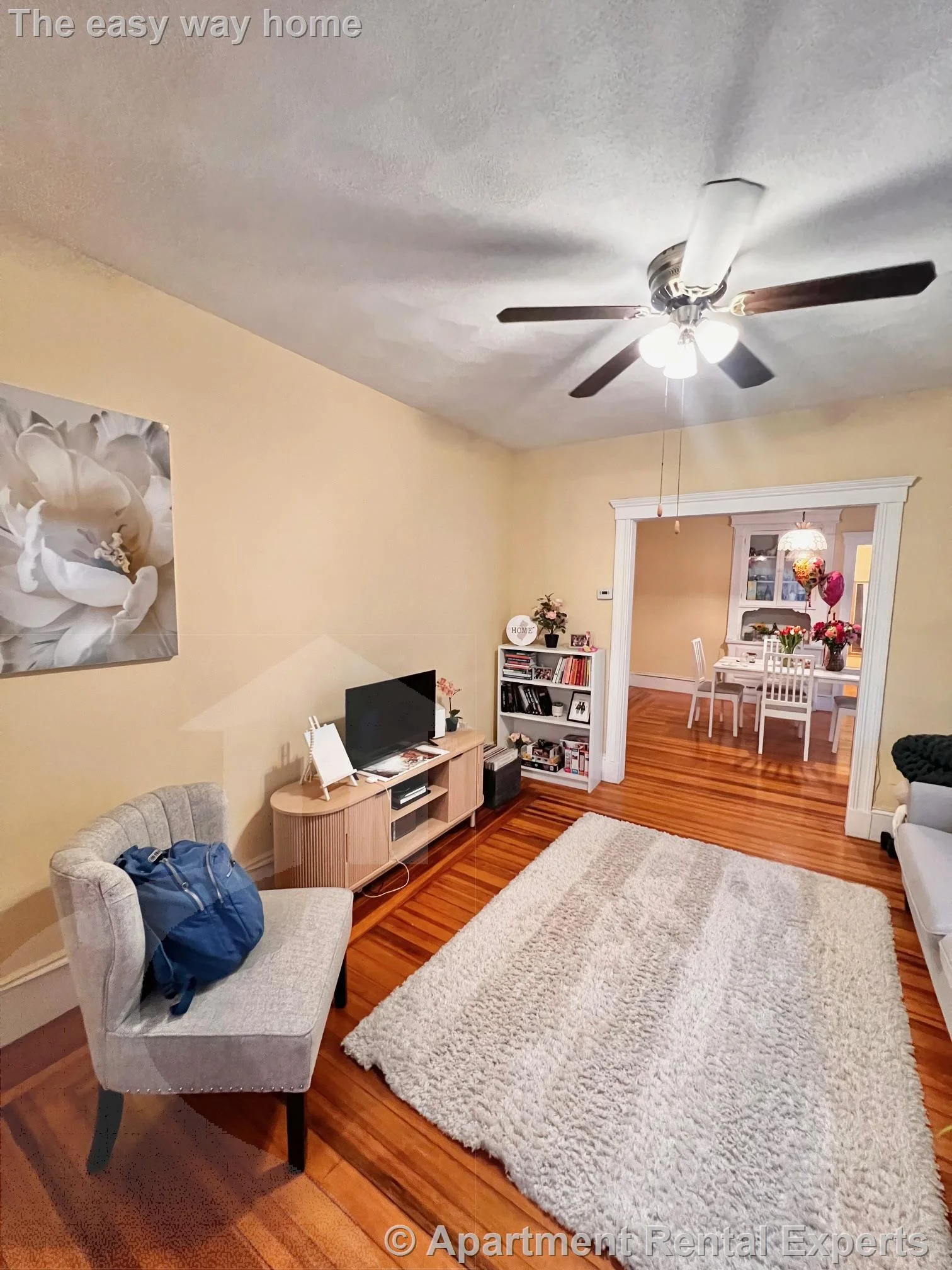 122 Willis Ave, Tufts