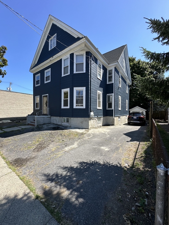 26 Brook St, Wollaston