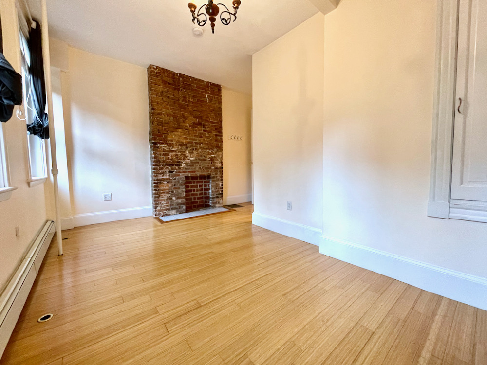 95 West Cedar St, Beacon Hill