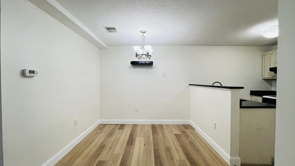 18 Walden Dr, Natick