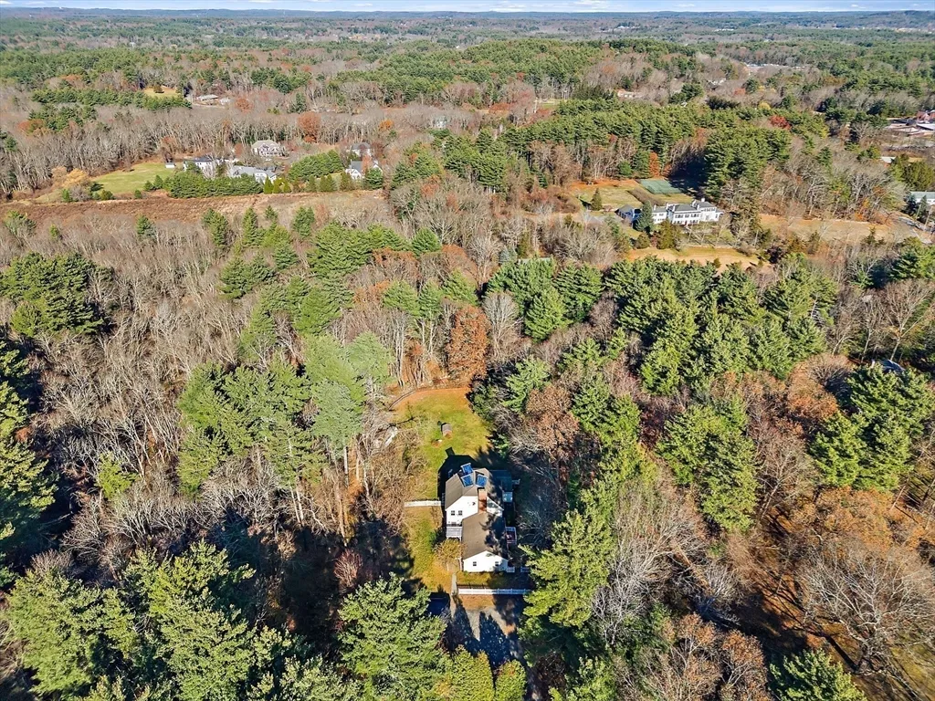 379 Concord Rd, Sudbury