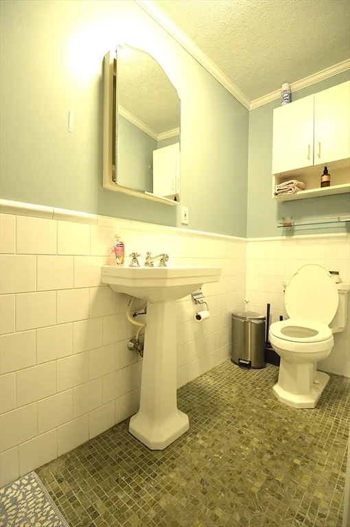 1793 Beacon St, Brookline