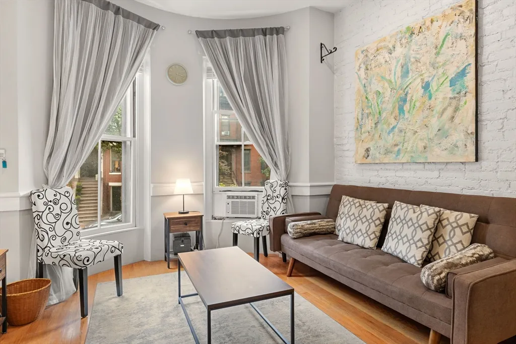 83 Appleton St, South End