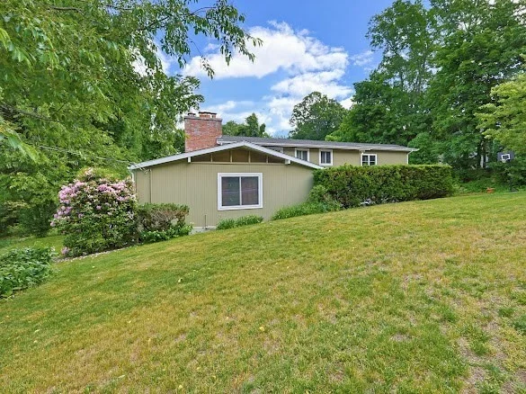 17 Churchill Rd, Winchester