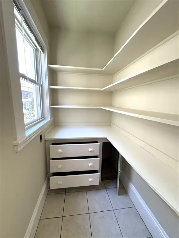 20 Hunnewell Ave, Oak Square