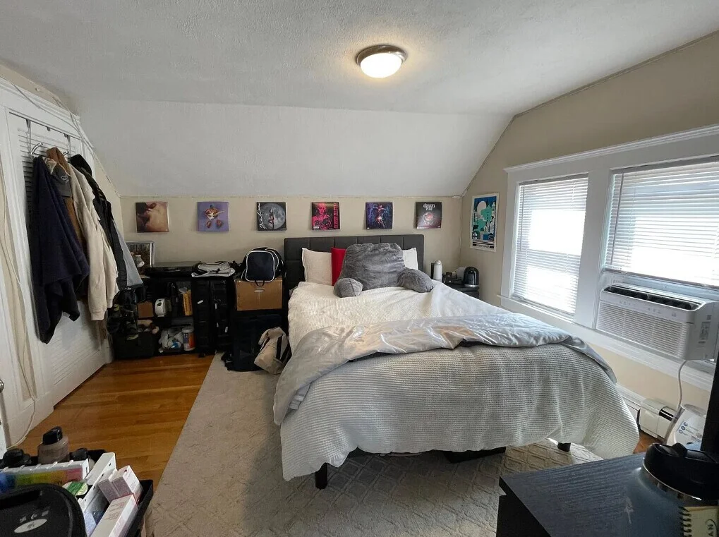 12 Berwick Rd, Tufts University