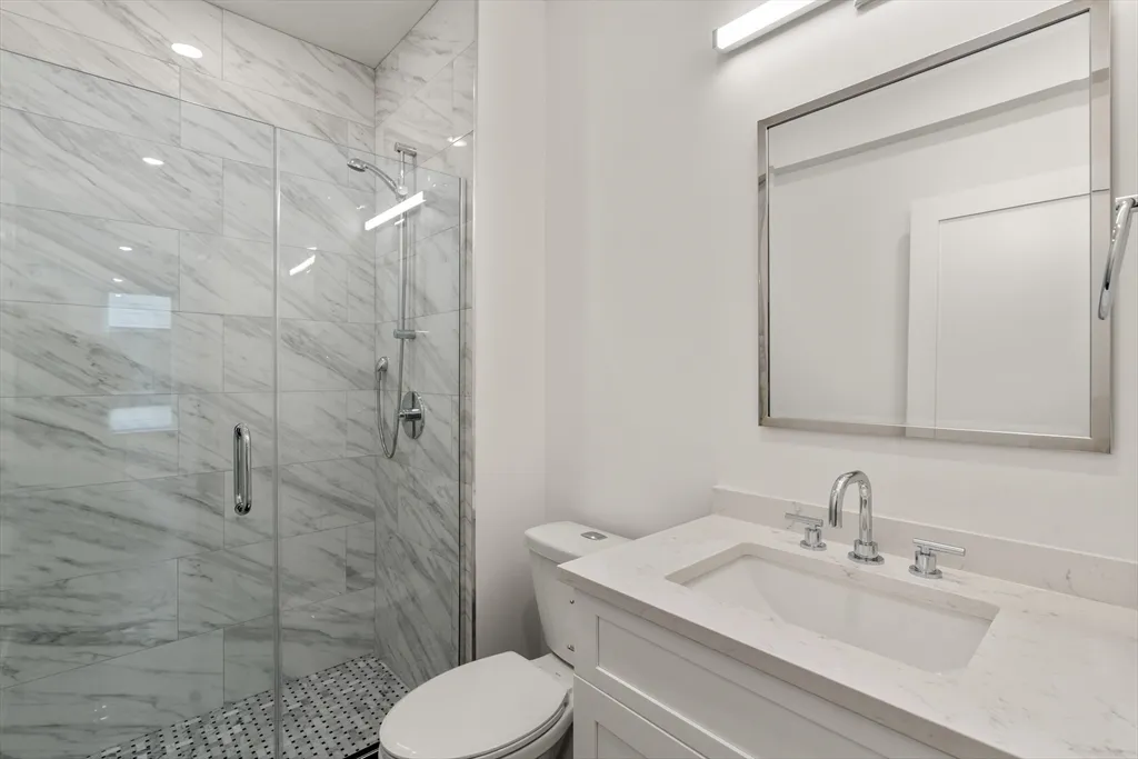 267 Old Colony Ave, South Boston