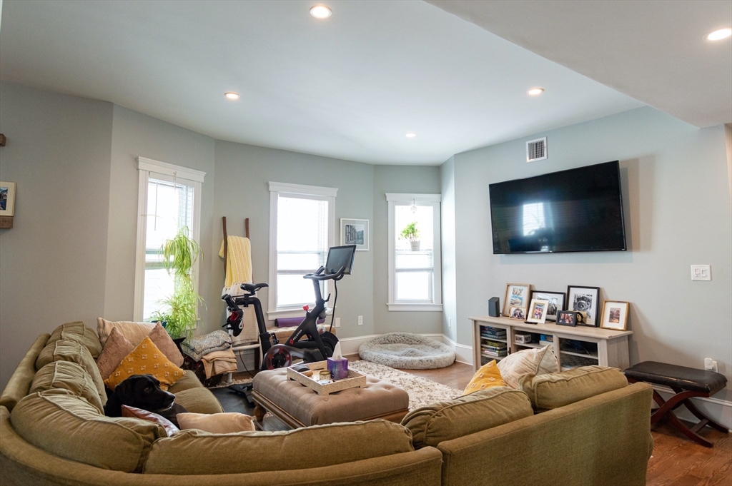 275 Minot St, Dorchester