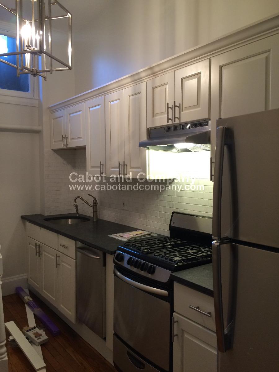 81 Mount Vernon St, Beacon Hill