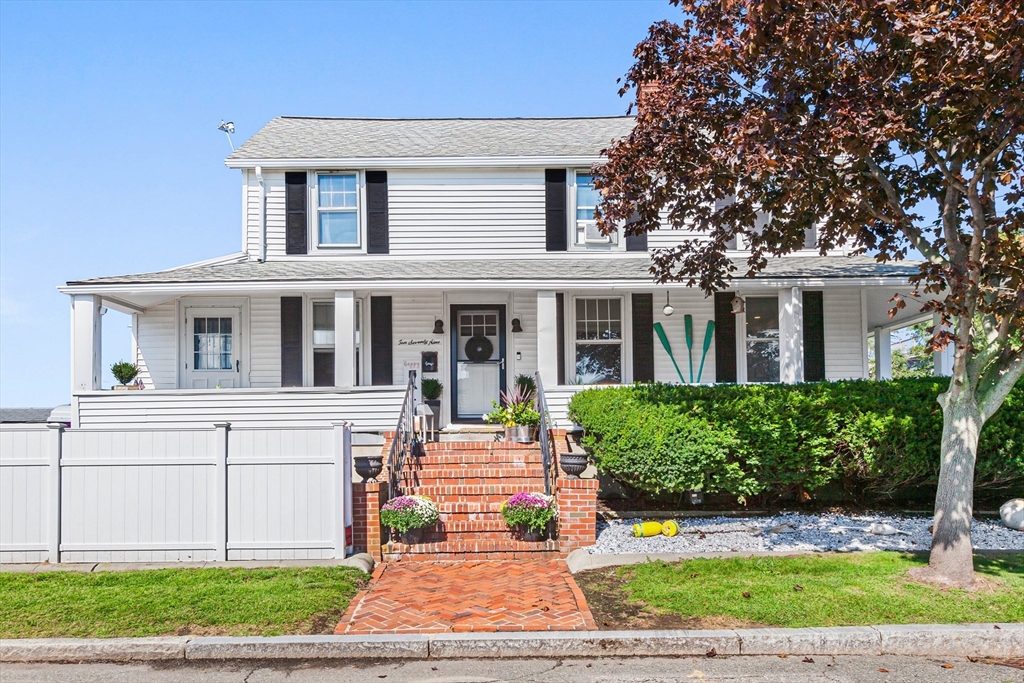 1079 Shirley St, Point Shirley