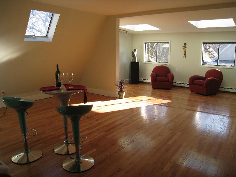 10 Evergreen Ave, Winter Hill