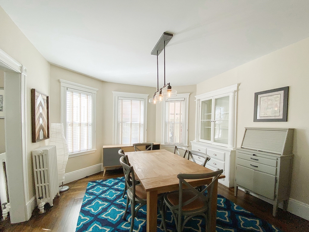 4 Banks St, Davis Square