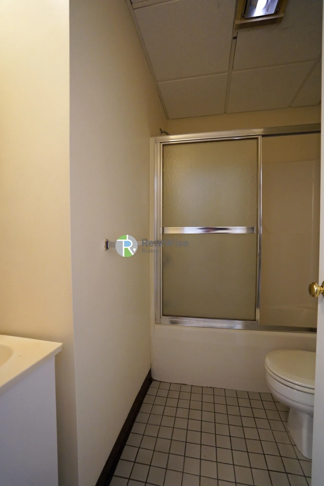 81 Essex St, Chinatown