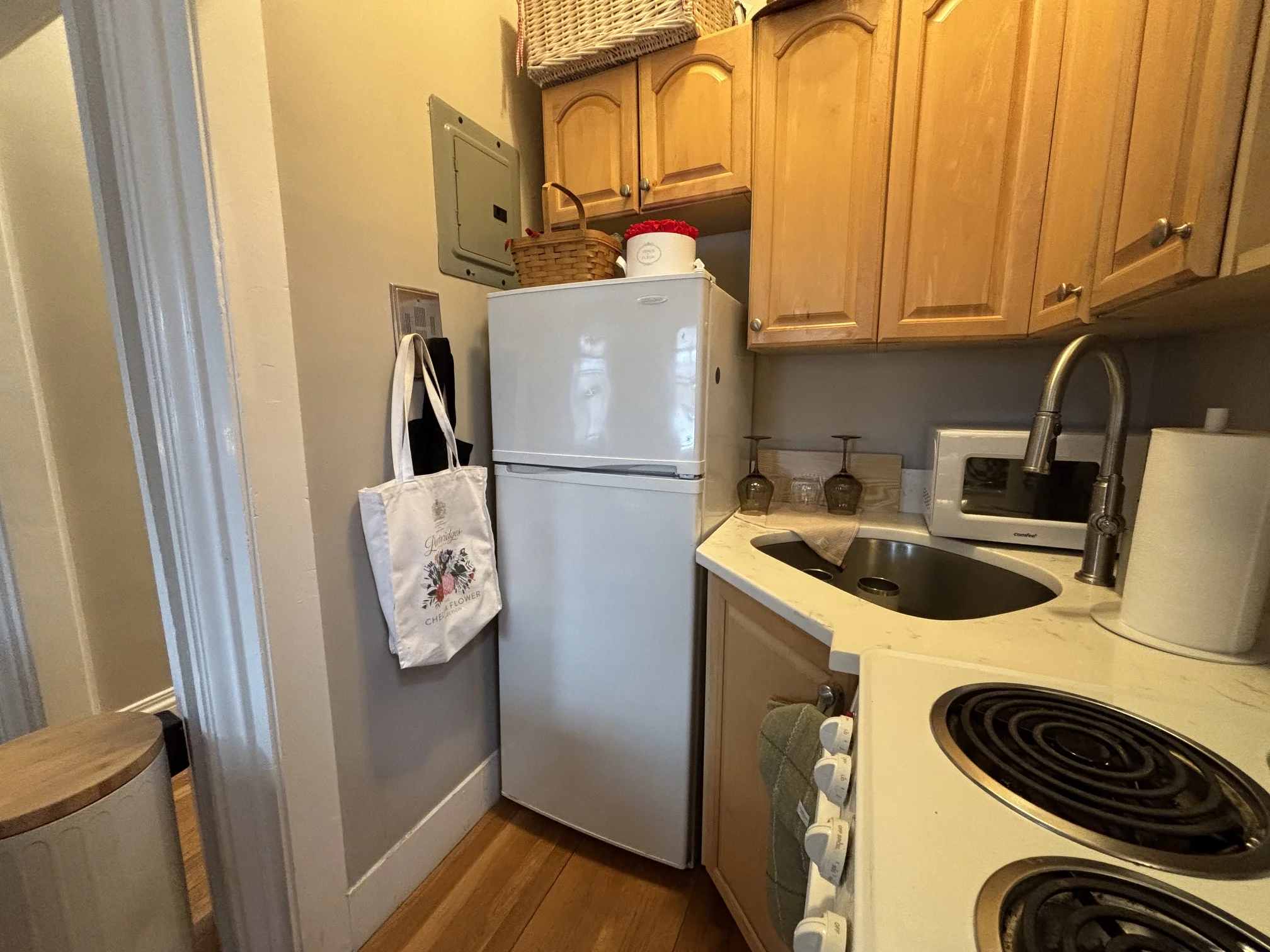 82 Charles St, Beacon Hill