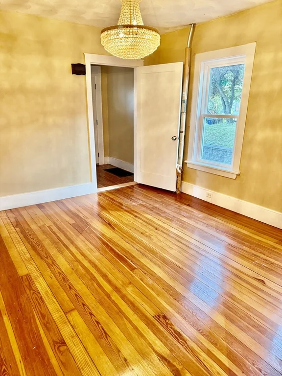 78 Summer St, Everett