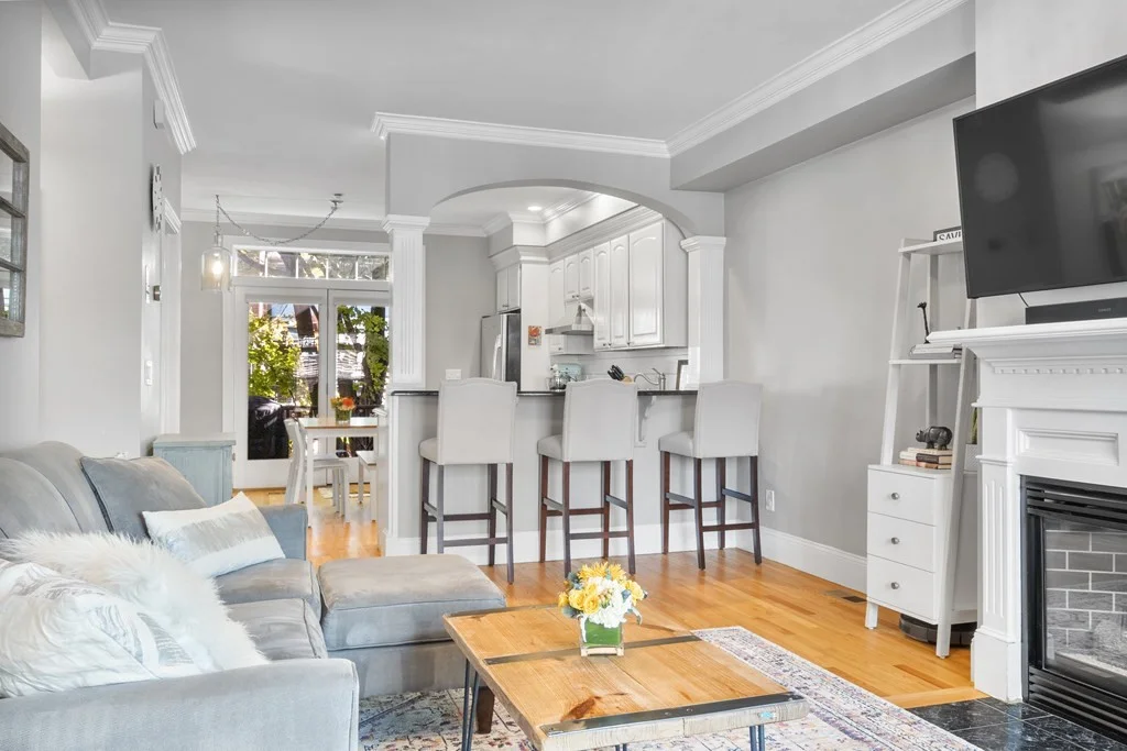 10 S Sydney, Dorchester