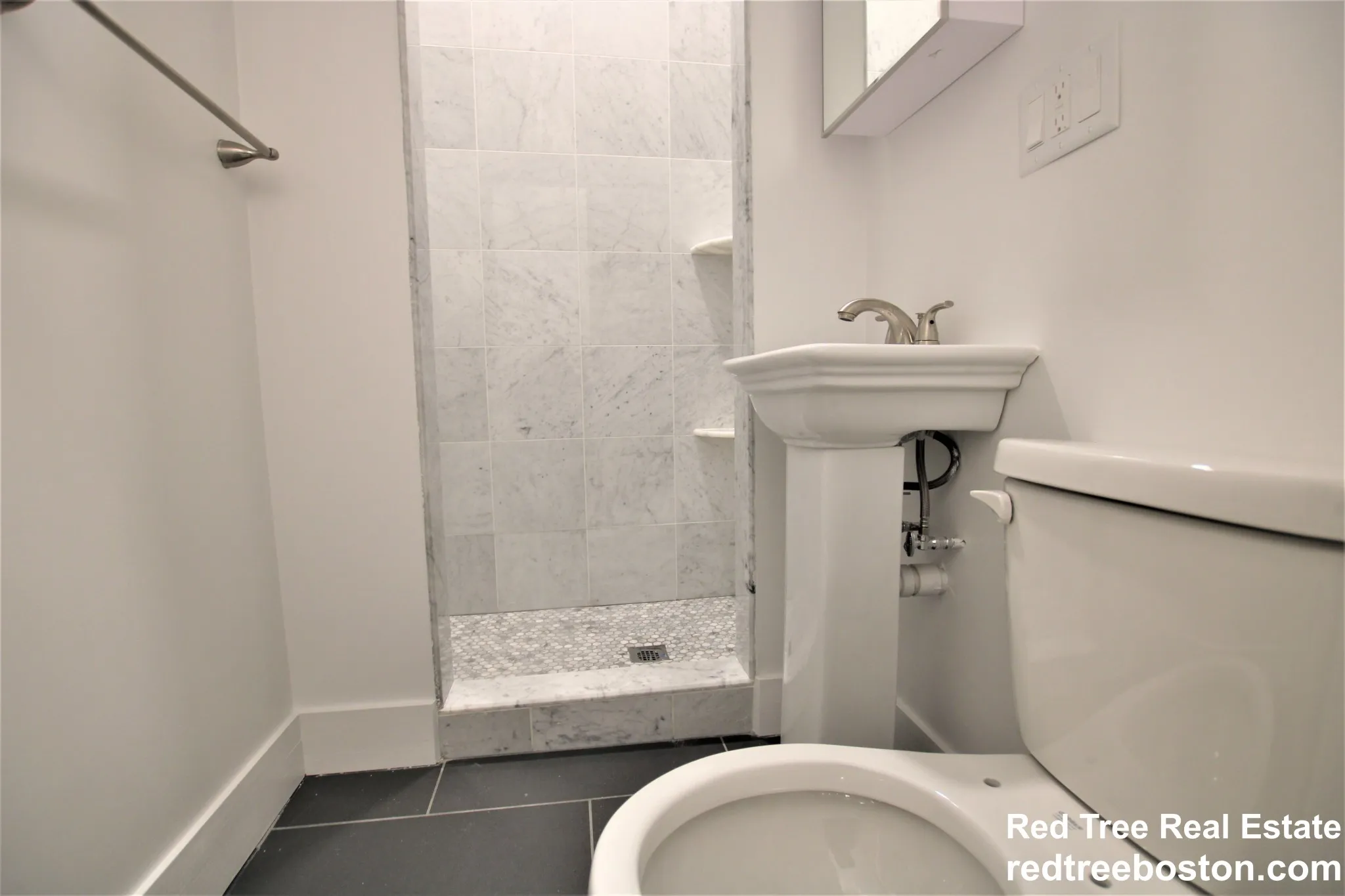 24 Phillips St, Beacon Hill