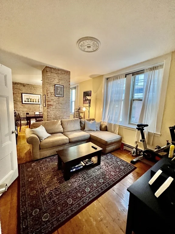 2 Pearl St, Charlestown