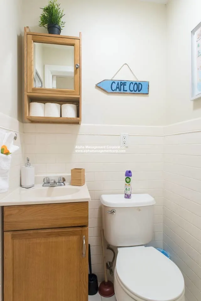 43 Bay State Rd, Fenway