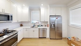 2 Rossmore Rd, Jamaica Plain