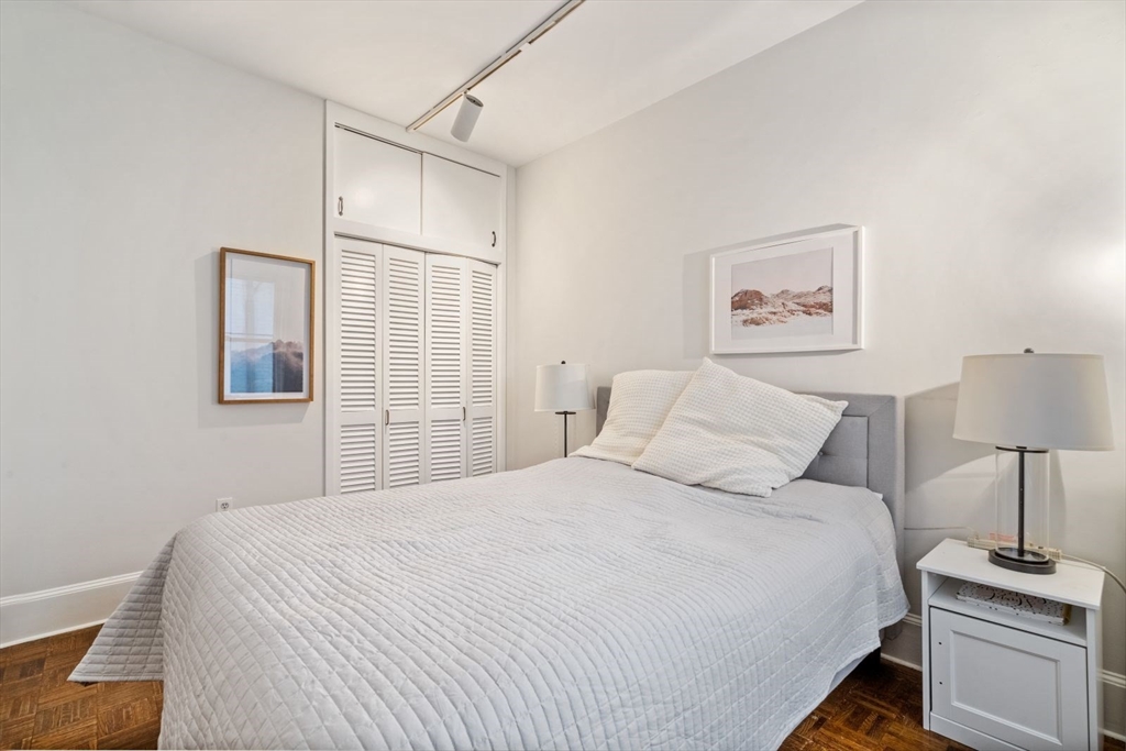 48 Beacon St, Beacon Hill