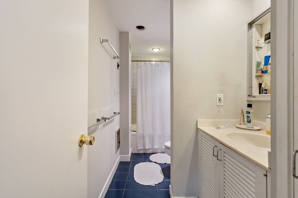 48 Beacon St, Beacon Hill